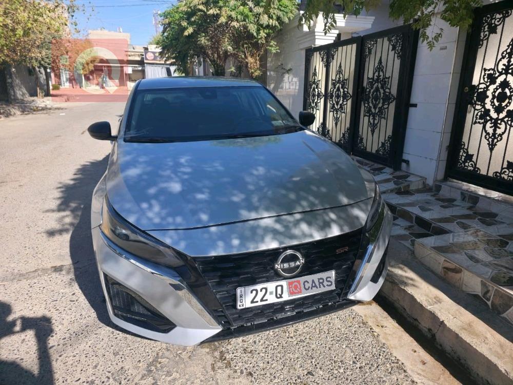 نيسان ألتيما